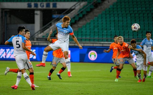 开云体育-范加斯特故技重施阻击深足连胜 积分榜占有利位置