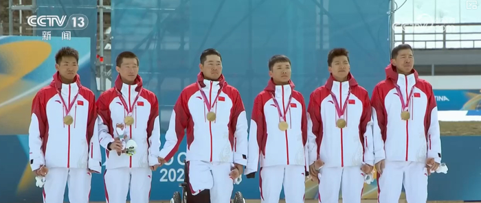 开云体育-中国残疾人运动员的阳光自信让“中国”成为米兰冬残奥赛场高频词|残奥会|冬奥会|冬残奥会|AC米兰|冬季两项_新浪体育_新浪新闻