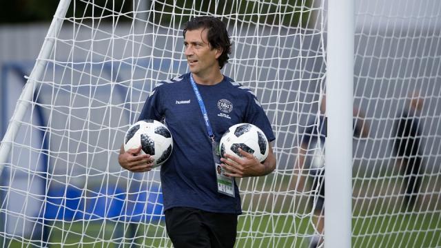 官方网站-和死神抢爱神 丹麦医疗团队挽救埃里克森生命获赞